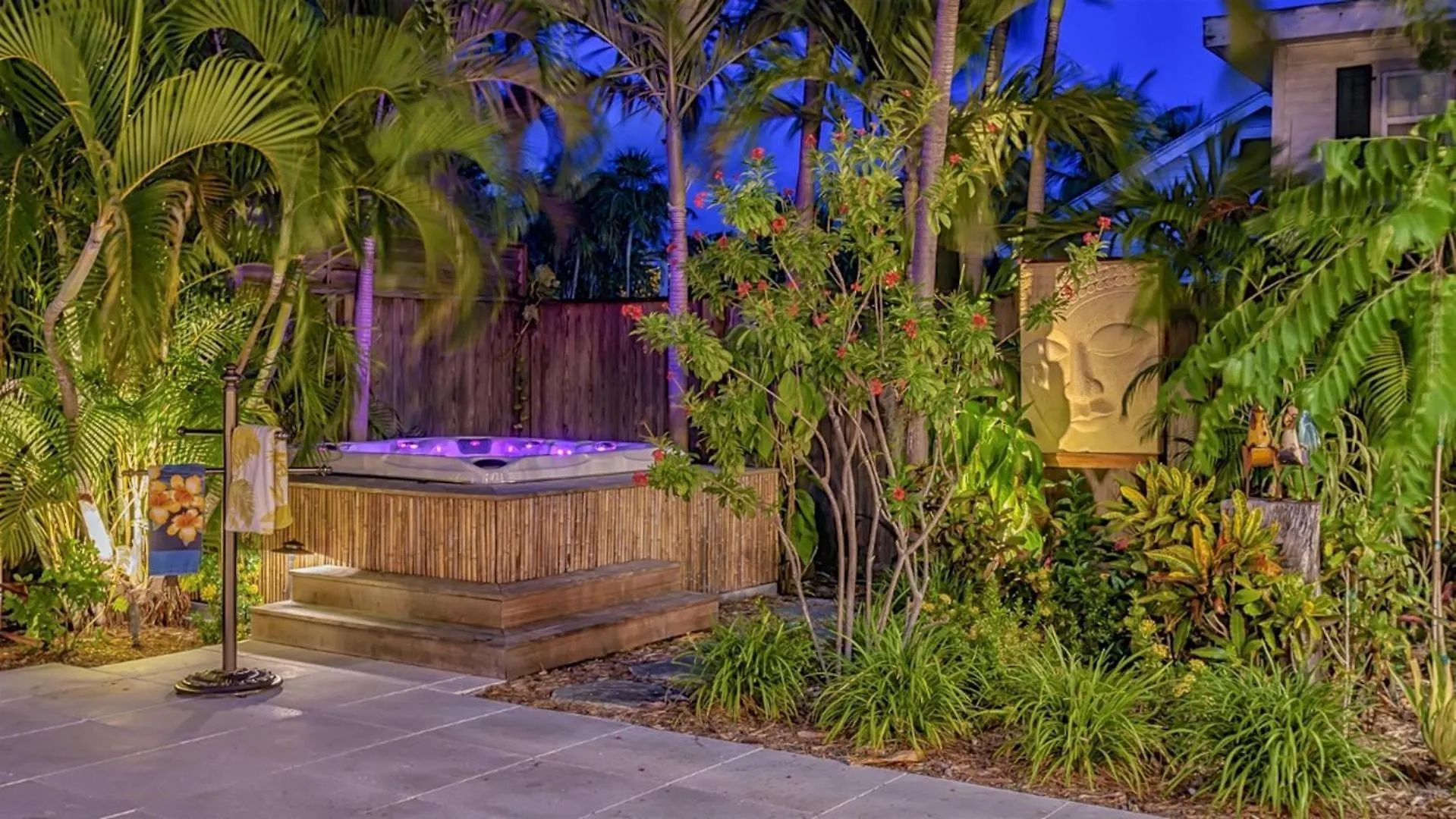 Hébergement de vacances The Polynesian House Bylast Key Realty Key West États-Unis